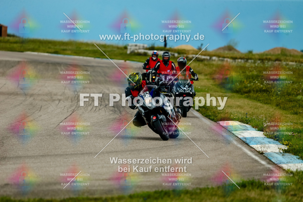 Chambley Juli-3049 | Hier findet Ihr Bilder von Touristenfahrten auf der Nürburgring Nordschleife oder von anderen Veranstaltungen die ich besucht habe. Viel Spass beim Durch Schauen 