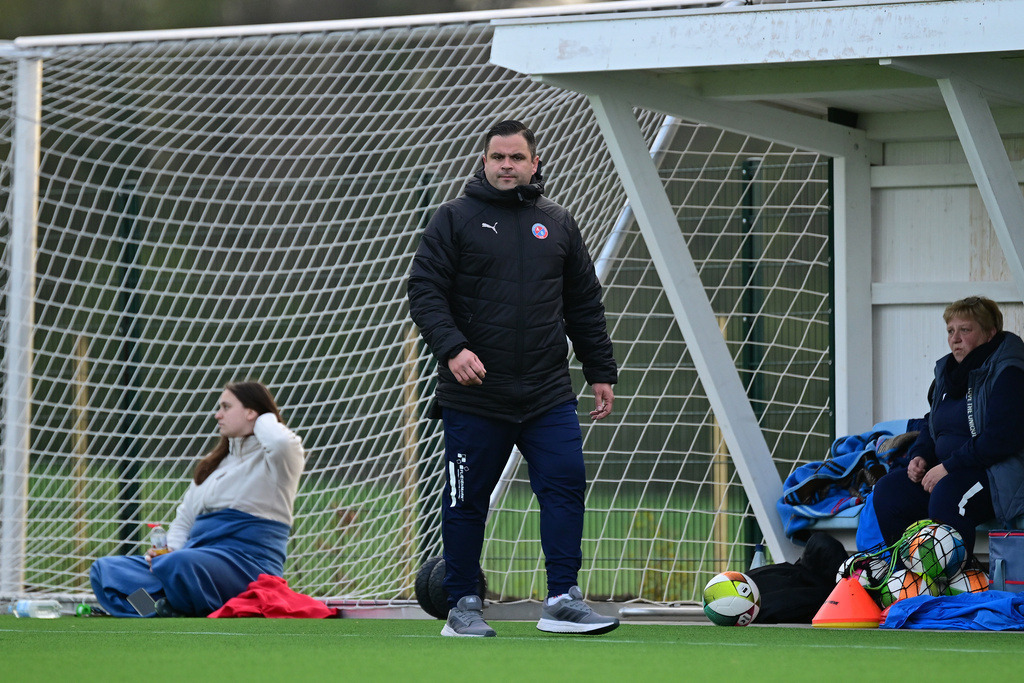 Fußball I Frauen I Saison 2024-2025 I Oberliga Niedersachsen I 20. Spieltag I SV Ahlerstedt-Ottendorf - DJK-SV Bunnen | Der Sportfotograf. - Realisiert mit Pictrs.com