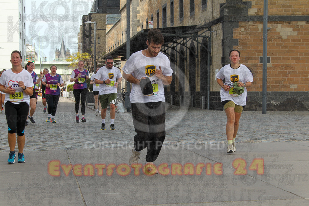 250920_1333_EV4_6048 | Sportfotografie im Rhein-Sieg Kreis, Köln, Bonn, NRW, Rheinland Pfalz, Hessen, etc. Unser Tätigkeitsfeld umfasst den Laufsport vom Volkslauf über den Marathon, Duathlon, Triathon bis zum Ultralauf wie Kölnpfad Ultra oder Schindertrail.