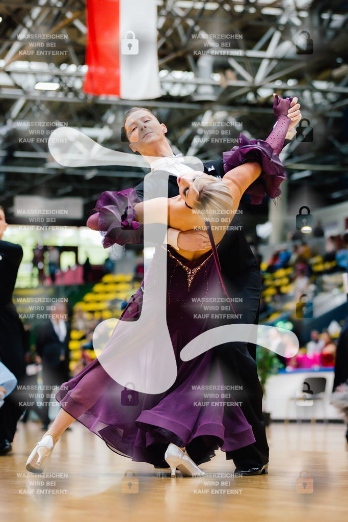 Hessen Tanzt WDSF International Open Standard 13th (79) Adam Slepicka _ Katerina Vildova (Czech Republic)-2025-05-17-8529 | Webshop for digital downloads and prints of dance sport, event & show photographer Julian Link - Realisiert mit Pictrs.com