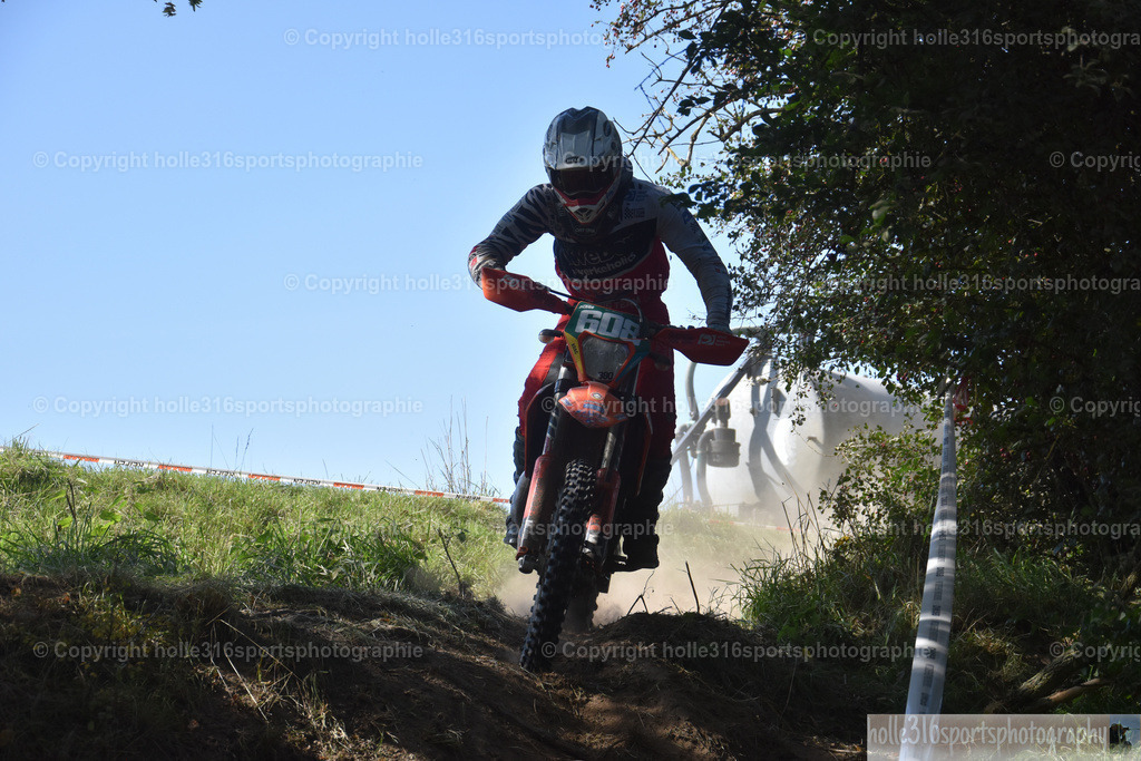 DSC_0224 | Sportfotografie , Motorsport, Motoross, Reitsport, Mointainbike, Enduro,
Landschaft , Outdoor, Eventfotografie, Landschaft, Bilder online bestellen - Realisiert mit Pictrs.com