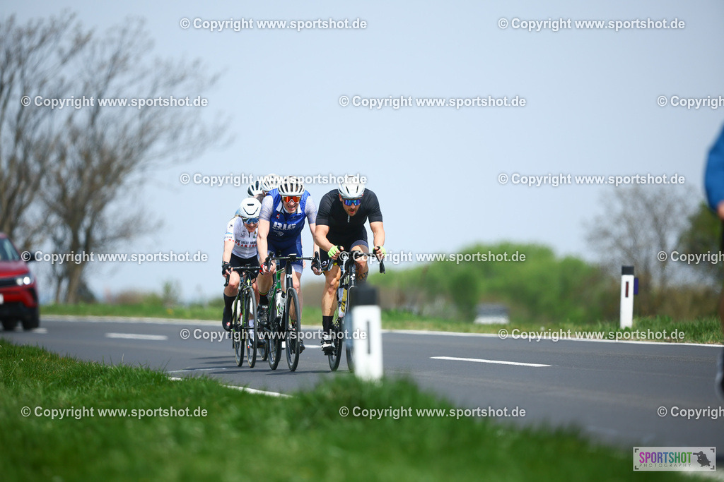 546_TRA55773 | Neusiedlersee Radmarathon 2026@sportshot_your_pictrs #yourpictures#roadtowm2029 #nrm #neusiedlerseeradmarathon #neusiedlersee #neusiedlerseetourismus #burgenland #mörbisch #nrm26 #burgenlandtourismus #voglundco #poweredbyburgenlandtourismus #radsport #rad #marathon #ucigranfondo #visitburgenland #ucigranfondoworldseries