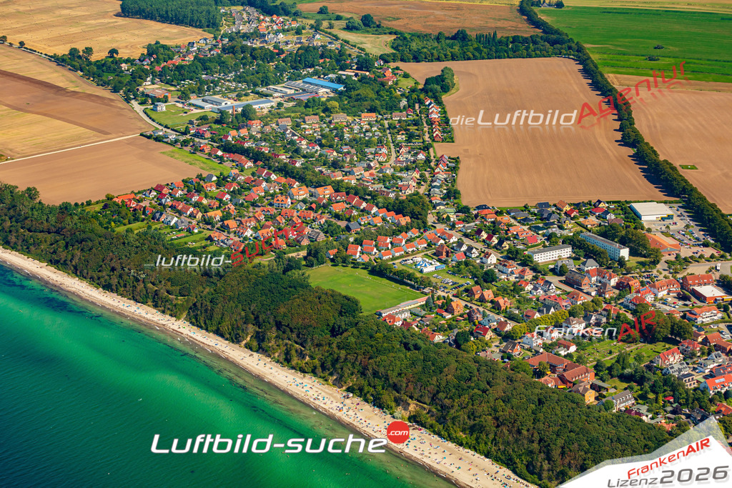 Luftbild der Stadt Rerik - Das Luftbild wurde 2025 vom UL-Flugzeug heraus erstellt ( keine Drohnenaufnahme ) - Hochauflösende Luftaufnahme - für Wandbilder und großformatige Ausdrucke geeignet. Das besondere Geschenk!Hier alle&nbsp;Infos zur Lizenzierung der LuftaufnahmeWir fliegen auch dieses Jahr wieder in Ihre Region um Luftbilder zu erstellen.- Luftbild anfragen