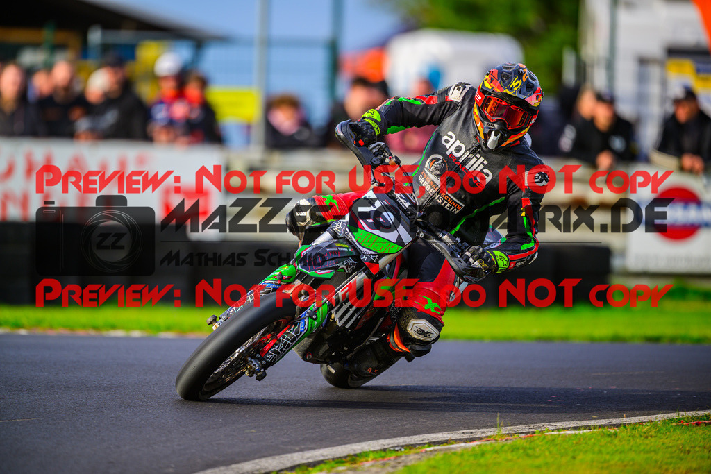 MaZZes_Fotomatrix_20251003_6007705_0697-2 | S4