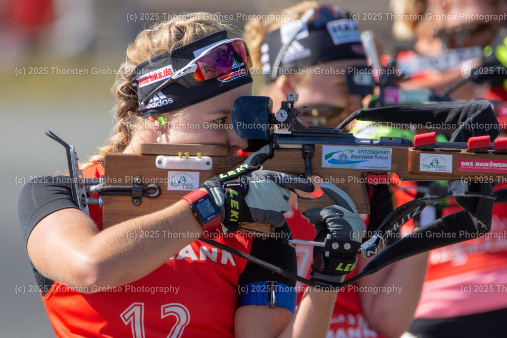 Deutsche Meisterschaften Biathlon 2018 | Deutsche Meisterschaften Biathlon 2018, Massenstart Frauen am 15.09.2018 in der DKB SKI ARENA in Oberhof, (Deutschland)

Bild: Scherer Stefanie vom SC Wall / LpB (12) - Realisiert mit Pictrs.com