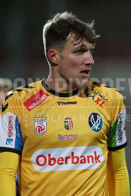TSV Egger Glas Hartberg vs SV Oberbank Ried – Austrian Bundesliga Match | The image shows Nikki Havenaar (Ried), at the Bundesliga match TSV Hartberg vs SV Ried at Profertil Arena Hartberg. 22.11.2025