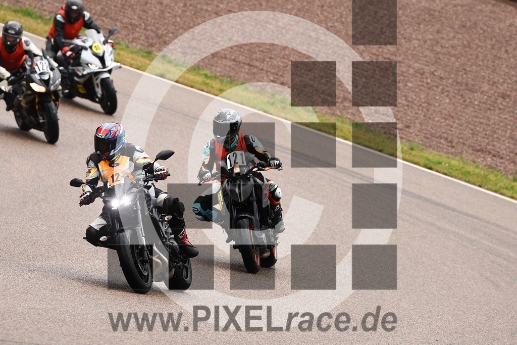 0121-20260629_10406 | Schöne Erinnerungen an spannende Momente - das festzuhalten ist unser Job. PIXELrace.de ist seit 2003 auf den Rennstrecken Europas unterwegs um die Action draußen beim Fahren und die wunderbare Stimmung imm Fahrerlager für euch einzufangen.