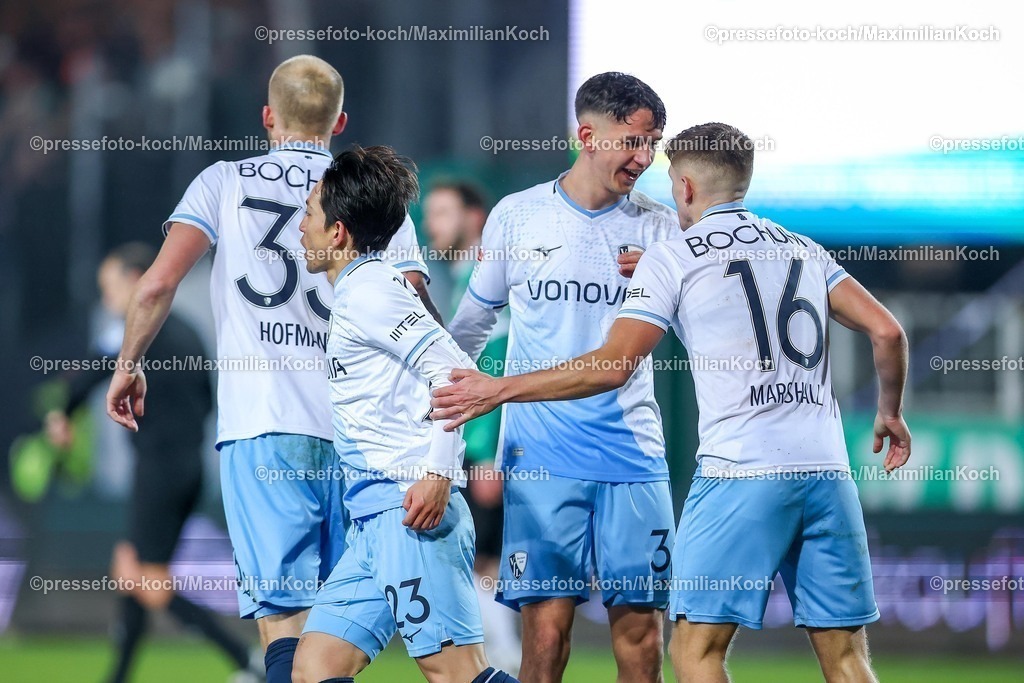 PRM06022601090 | 06.02.2026, Fußball, Preußen Münster - VfL Bochum, 2. Fußball Bundesliga,  Preußenstadion, 21.Spieltag, Saison 2025 2026: Torjubel nach dem Tor zum 1:1 durch Torschütze Koji Miyoshi&nbsp;(VfL Bochum #23) zusammen mit Philipp Hofmann&nbsp;(VfL Bochum #33) Callum Marshall (VfL Bochum #16) Cajetan Lenz&nbsp;(VfL Bochum #34)  DFB regulations prohibit any use of photographs as image sequences and or quasi-video.