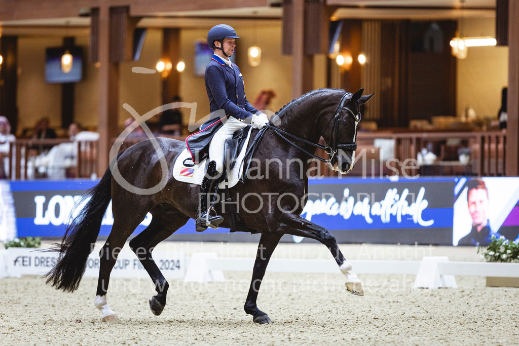 240417_Riyadh_Dressage-117 | Deine schönsten Turniermomente als professionelle Fotos! Entdecke hochwertige Pferdesport-Fotografie im Online-Shop. Jetzt Fotos finden & bestellen!