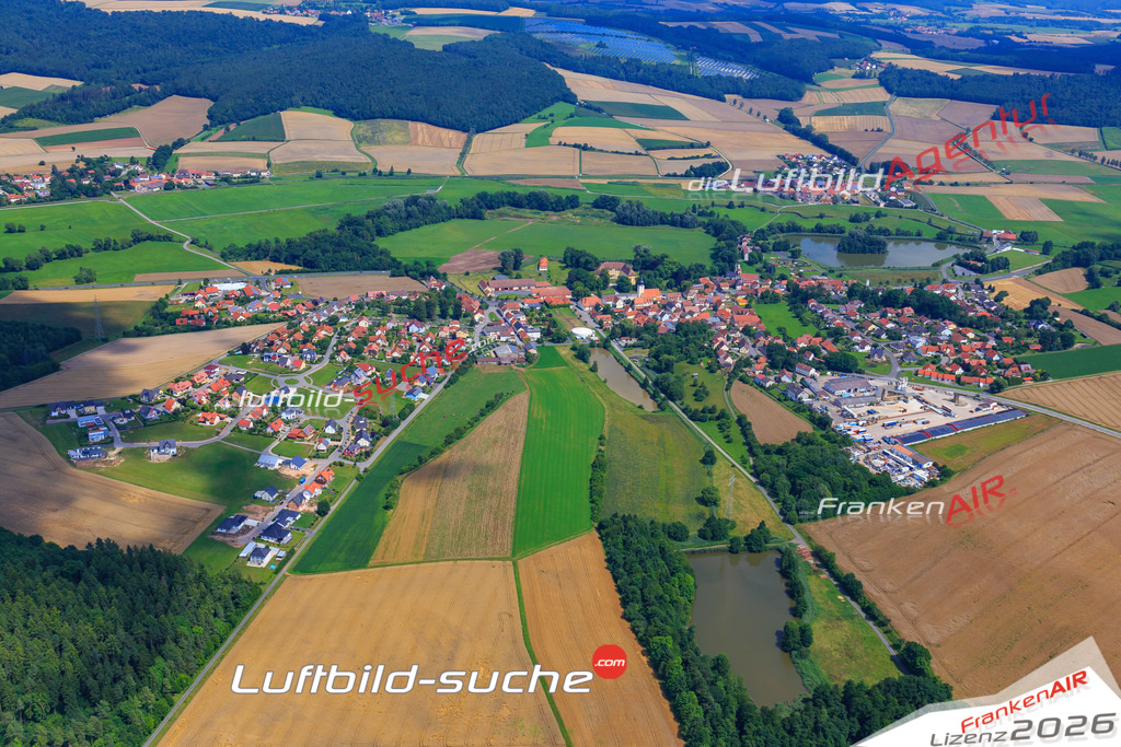 Luftbild von  Rentweinsdorf - Luftaufnahme wurde 2017 von https://frankenair.de mittels Flugzeug (keine Drohne) erstellt - die Geschenkidee