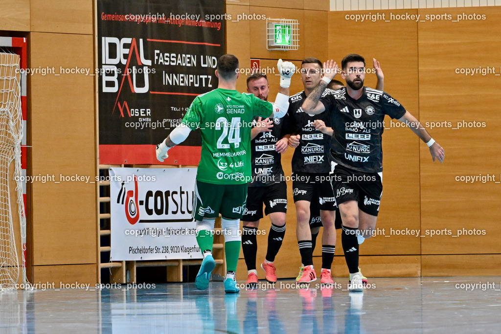 Carinthia Flamengo Futsal Club vs. FC Ljuti Krajisnici | Jubel FC Ljuti Krajisnici Mannschaft, #24 Dominik Hemmelmayer FC Ljuti Krajisnici, #9 Mak Karabegovic FC Ljuti Krajisnici, #11 Kenan Ramic FC Ljuti Krajisnici, #77 Seid Suljkanovic FC Ljuti Krajisnici, Carinthia Flamengo Futsal Club vs. FC Ljuti Krajisnici, Carinthia Flamengo Fusal Club vs. FC Ljuti Krajisnici am 12.10.2025 in Klagenfurt (Ballspielhalle Viktring), Austria, (Photo by Bernd Stefan)