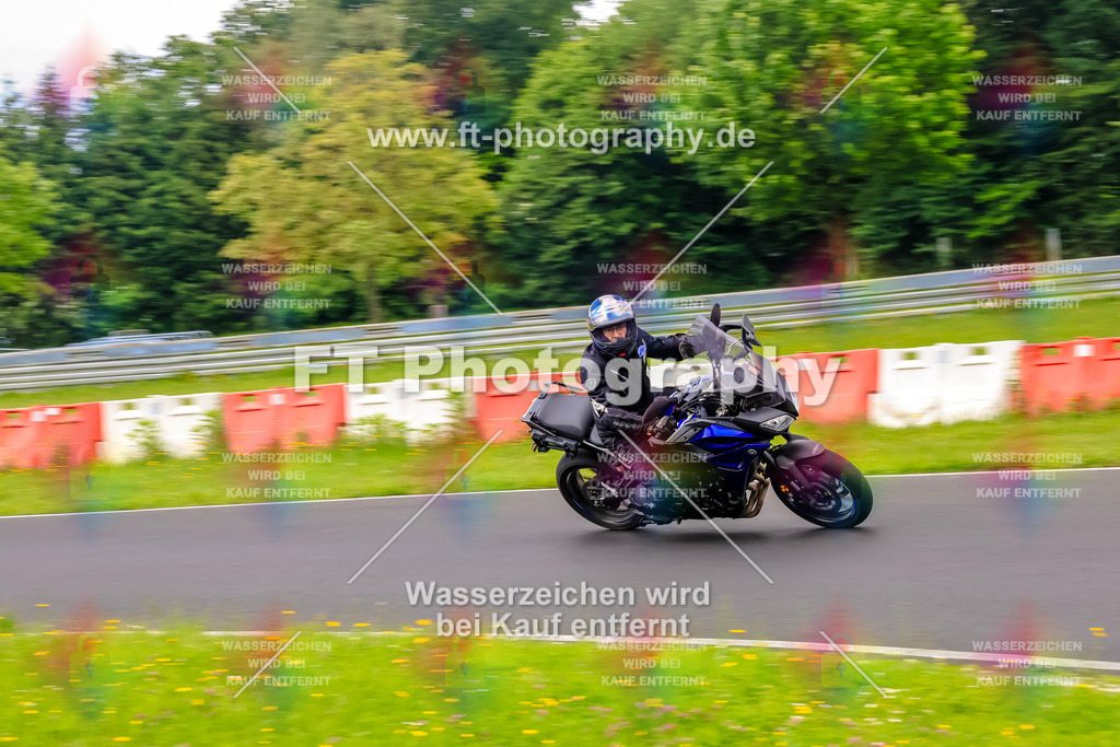 VBK-7067 | Hier findet Ihr Bilder von Touristenfahrten auf der Nürburgring Nordschleife oder von anderen Veranstaltungen die ich besucht habe. Viel Spass beim Durch Schauen 