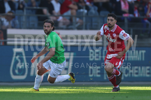 Grazer AK 1902 vs WSG Tirol – Austrian Bundesliga | Graz, Austria, 02.MAY.26 - SOCCER - ADMIRAL Bundesliga, Qualification Group, Grazer AK 1902 vs WSG Tirol. The image shows Lukas Sulzbacher (WSG Tirol) and Jacob Italiano (GAK).