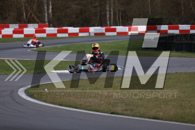 0DKP1744 | Kliewer Motion & Motorsport - Realisiert mit Pictrs.com