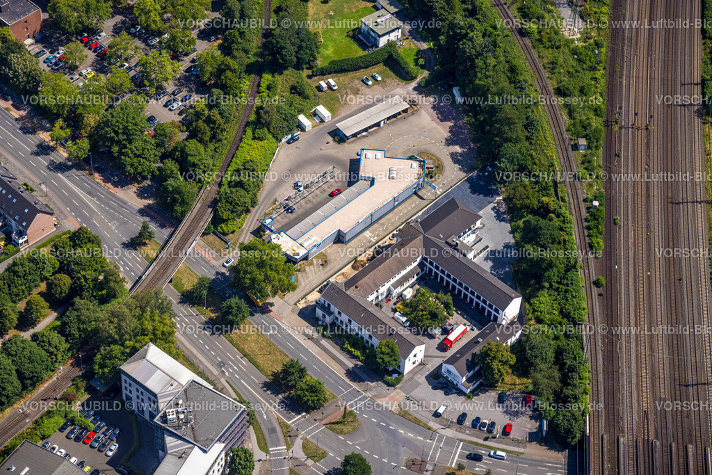 Duisburg220702313 | Luftbild, Wascharena Waschstraße und Gebäude Meidericher Straße, Duissern, Duisburg, Ruhrgebiet, Nordrhein-Westfalen, Deutschland