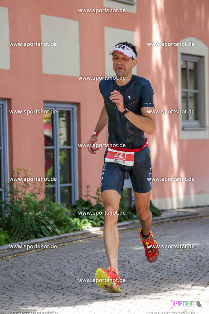 KSZ_7837 | Stadttriathlon Erding 2025. #yourpictrs #sportshot_your_pictrs @Sportshotphotography #stadttriathlonerding Copyright: www.sportshot.de