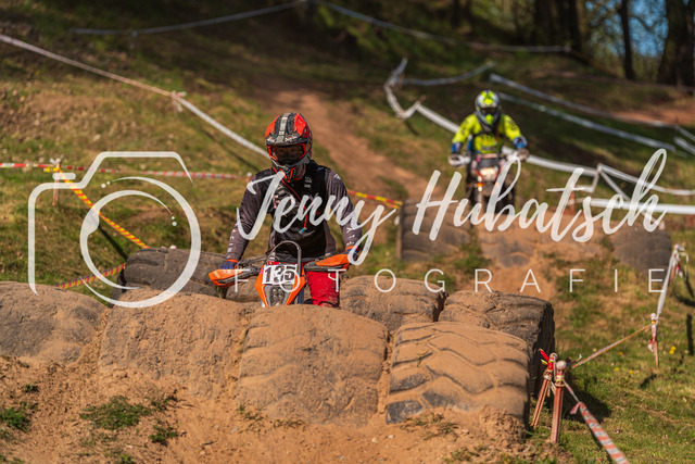 JHF.ECHT.4h.Samstag703 | jennyhubatsch-endurofotografie