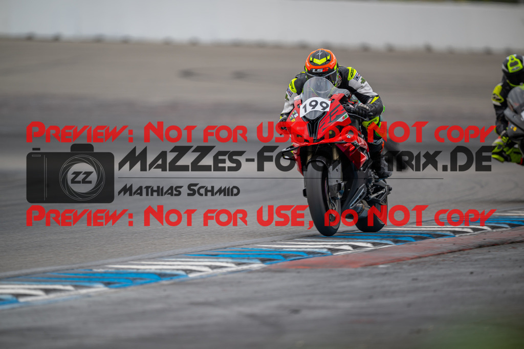 MaZZes-Fotomatrix-20260809-575547 | R1