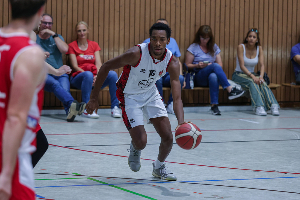 Regio Test BAYER GIANTS vs BSV Münsterland Baskets Wulfen-57 | Fotos von Basketballspielen aus dem Raum NRW fotografiert von Gero Mueller-Laschet und Daniel Schaefer - Realisiert mit Pictrs.com
