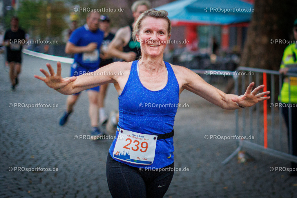 Sparda-Bank Altstadtlauf Köln; Köln, 15.08.2025 | Impressionen vom Sparda-Bank Altstadtlauf Köln am 15.08.2025 in Köln (Nordrhein-Westfalen). 