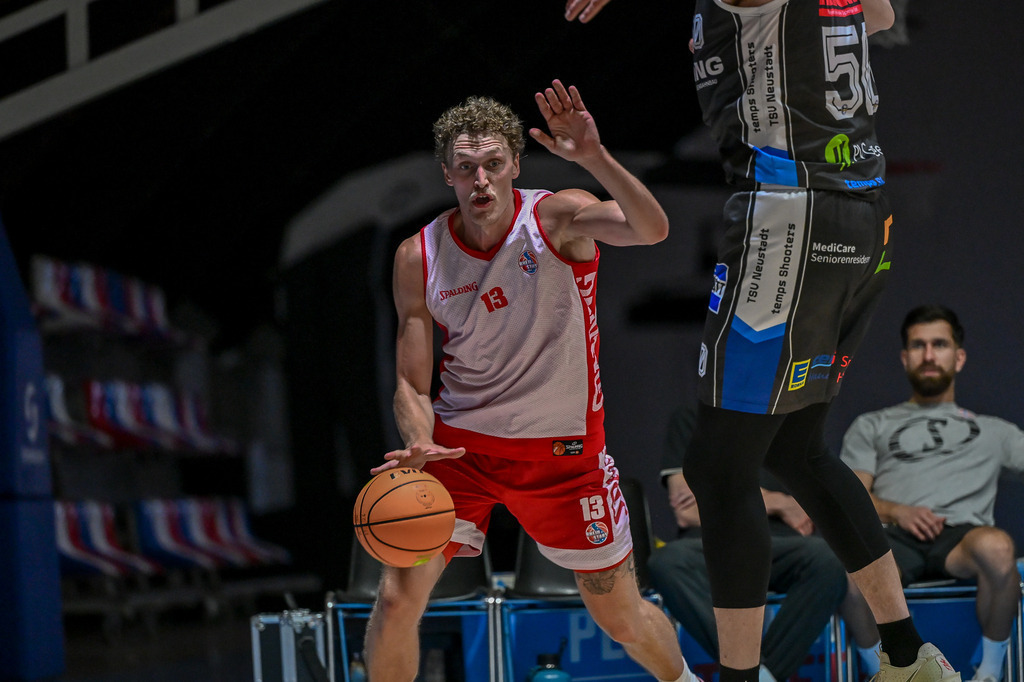 rsk_083 | Fotos von Basketballspielen aus dem Raum NRW fotografiert von Gero Mueller-Laschet und Daniel Schaefer - Realisiert mit Pictrs.com