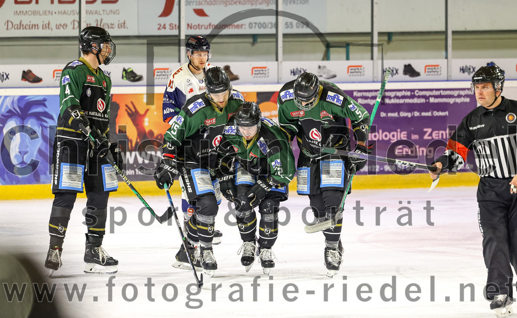 2022-10-23_044_TSV_Erding_gegen_ESC_Kempten | Erding, Deutschland, 23.10.2022:
Eishockey, Bayernliga 2022 / 2023, 7. Spieltag, TSV Erding gegen ESC Kempten, Endergebnis: 

Foto: Christian Riedel / fotografie-riedel.net