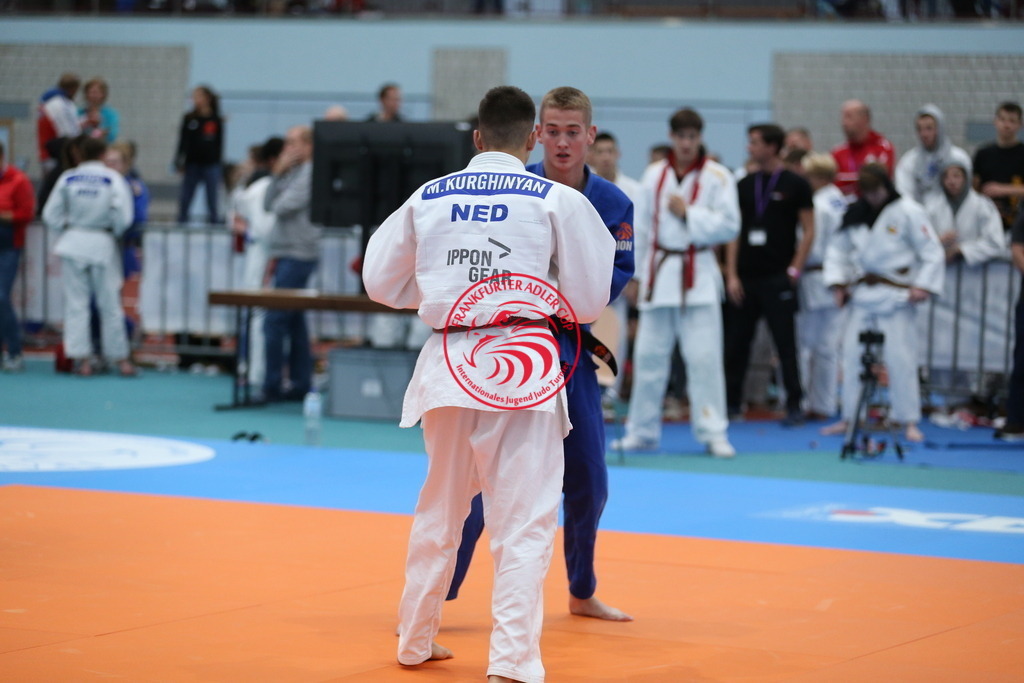 AT3Y0836 | Fotos vom Adler Cup - Pictures from Adler Cup

Hier findet Ihr alle Eindrücke und großen Momente der Adler Cup Wochenenden. Here you will find all impressions and great moments of the Adler Cup weekends. - Realisiert mit Pictrs.com