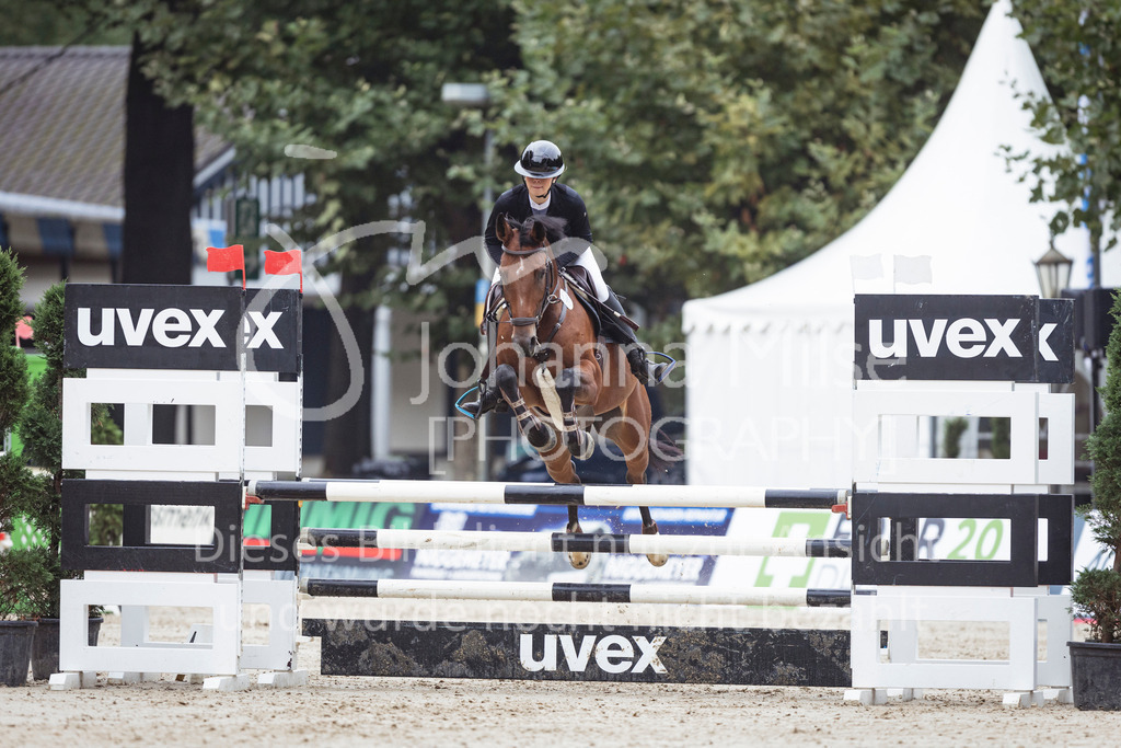 240913_OWLCh_AmateurS-304 | Deine schönsten Turniermomente als professionelle Fotos! Entdecke hochwertige Pferdesport-Fotografie im Online-Shop. Jetzt Fotos finden & bestellen!