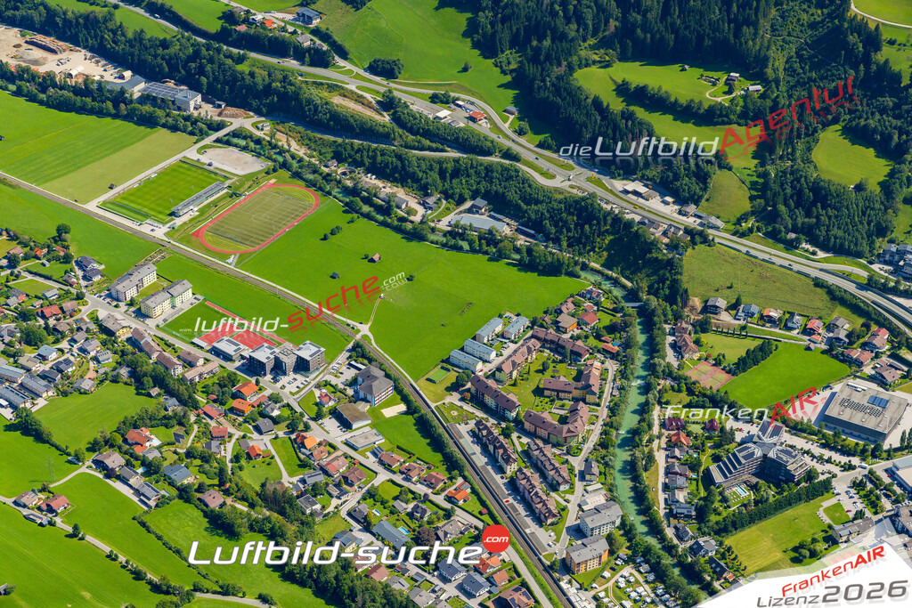 Luftaufnahme von Schladming - Die Luftaufnahme wurde 2025 vom UL-Flugzeug heraus erstellt ( keine Drohne ) - Hochauflösende Luftaufnahme - für professionelle Ausdrucke geeignet. Die Geschenkidee !Mit Lizenz und Bildrechte bestellbar