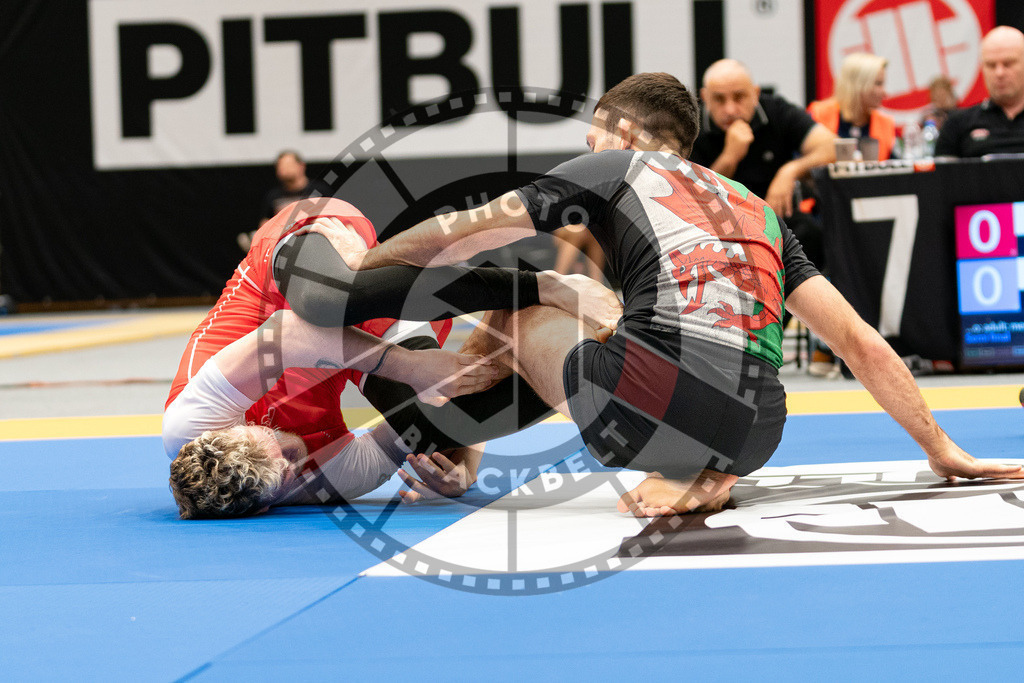 20230916PBB4644 | Fighters compete during the grappling tournement ADCC Trials (European, Middle East and African Championship) in Warsaw, Poland, on September 16, 2023.