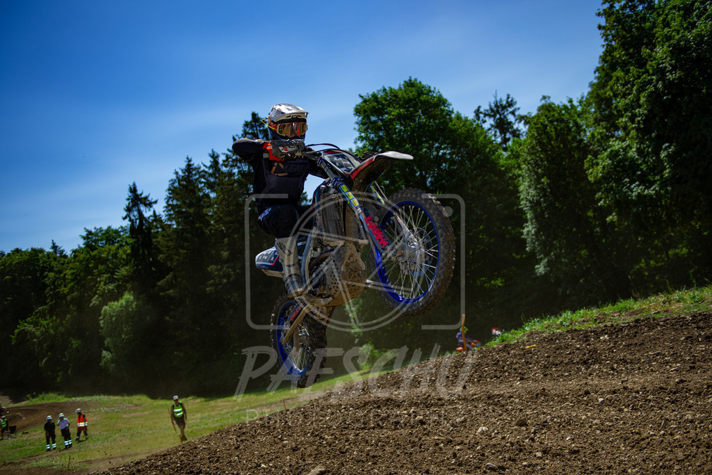 Se E+R (74) | Paeschuphoto Shop - Wer nicht sucht der auch nicht findet.Ob Motocrossbilder oder von einem besuchtem Spiel, Hauptsache Action. - Realisiert mit Pictrs.com