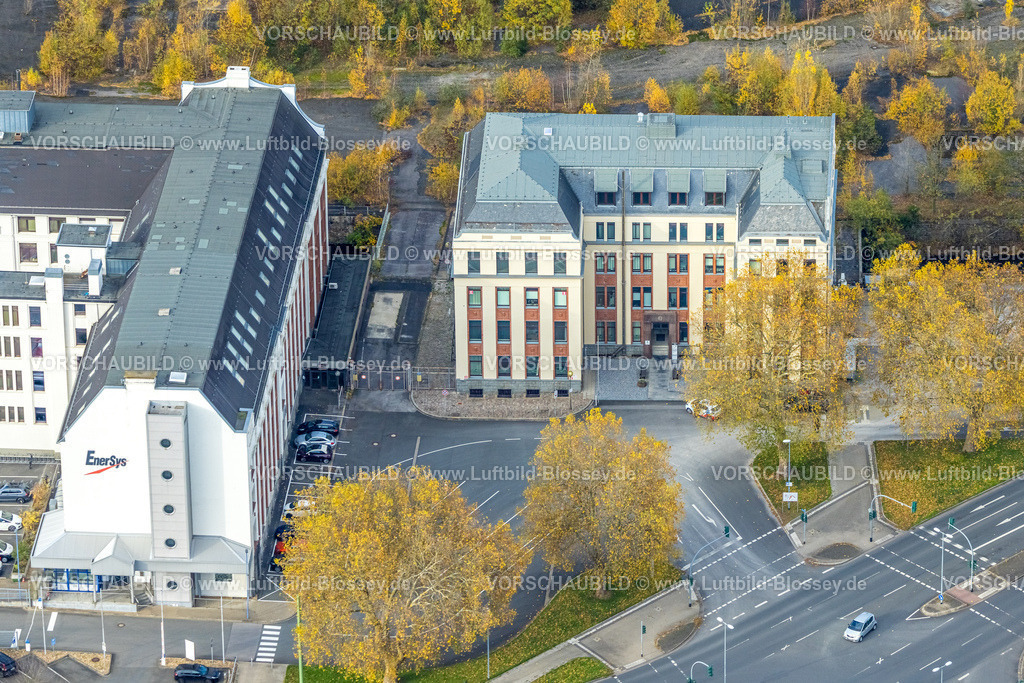 Hagen251102562 | Luftbild, Schule TalentKolleg Ruhr HagenBildungseinrichtung, links EnerSys Batteriehersteller, herbstliche Bäume, Wehringhausen, Hagen, Ruhrgebiet, Nordrhein-Westfalen, Deutschland