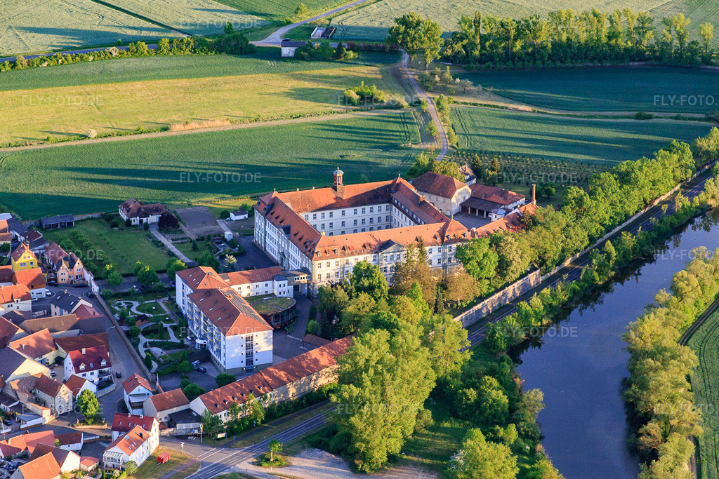 Luftbild: Ortsansicht von Nordwesten im Ortsteil Heidenfeld in Röthlein im Bundesland Bayern in Deutschland. Foto: IMG_079142.jpg vom 15.05.2015 durch Werner Riehm/FLY-FOTO.de