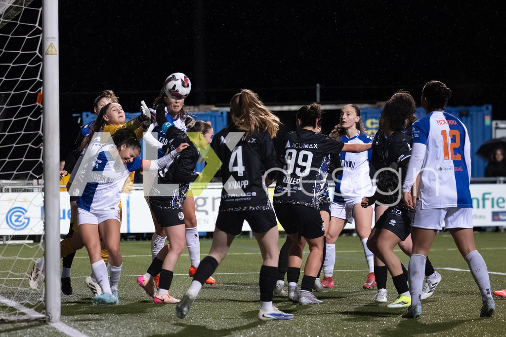 Fußball I Frauen I Saison 2025-2026 I AXA Women's Super League | Women I 14. Spieltag I Grasshoppers Club Zürich - FC Luzern I 14.02.2026 | 1 Lea Kramoviku (CH) (FC Luzern) – Tor - Realisiert mit Pictrs.com