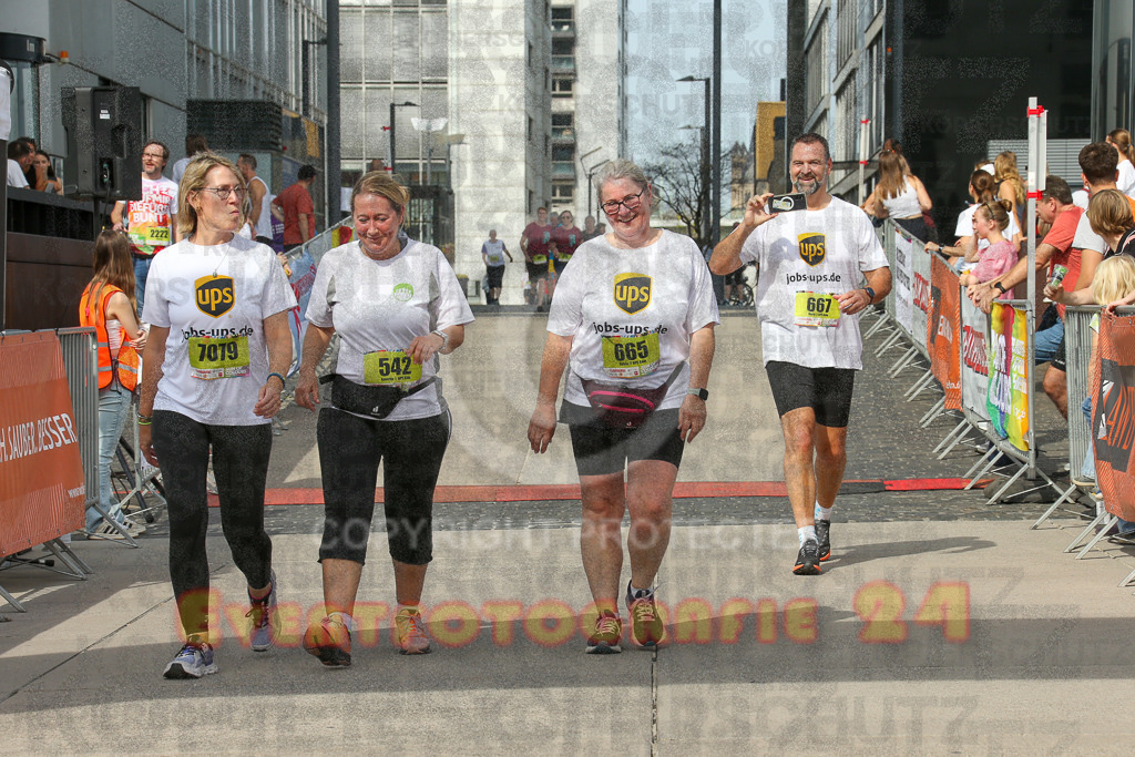 250920_1348_EX1_6711 | Sportfotografie im Rhein-Sieg Kreis, Köln, Bonn, NRW, Rheinland Pfalz, Hessen, etc. Unser Tätigkeitsfeld umfasst den Laufsport vom Volkslauf über den Marathon, Duathlon, Triathon bis zum Ultralauf wie Kölnpfad Ultra oder Schindertrail.