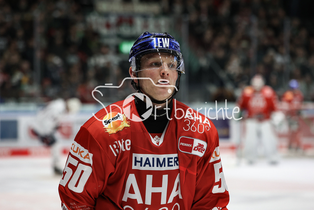 Augsburger Panther - Adler Mannheim | ein enttaeuschter Alexander OBLINGER (AEV #50) in Aktion / Freisteller / Einzelfoto