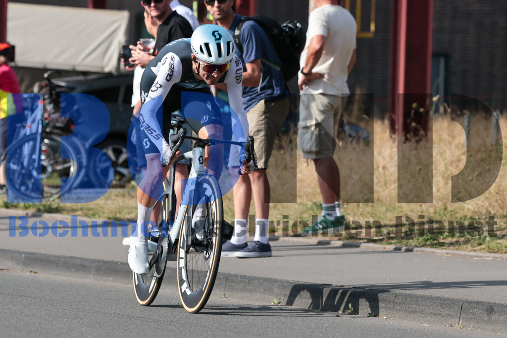 SES_DEUTOU20250820-68 | bond - Realisiert mit Pictrs.com