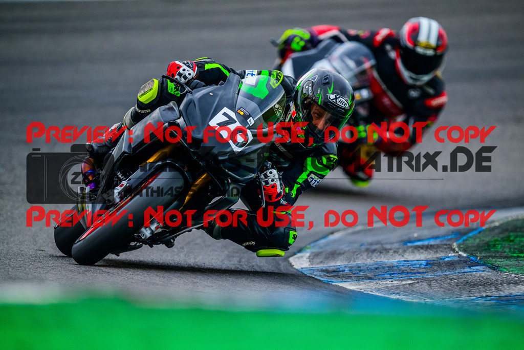 MaZZes_FotoMatrix_240614_6007705_5999 | WEISS