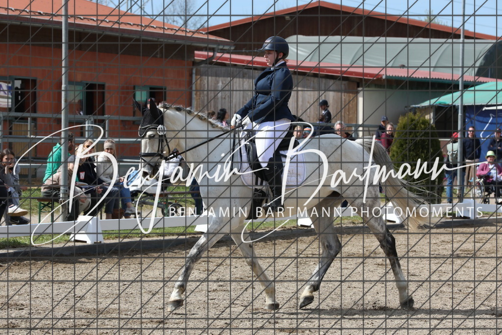 AZ2A3535 | Benjamin Bartmann Photomoments