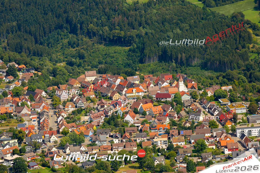 Das Luftbild zeigt :  Dornhan - Die Luftaufnahme wurde 2024 vom UL-Flugzeug aus erstellt ( keine Drohne ) - Hochauflösende Luftaufnahme - Für grossformatige Ausdrucke geeignet. Die Geschenkidee !Mit Lizenz und Bildrechte bestellbar