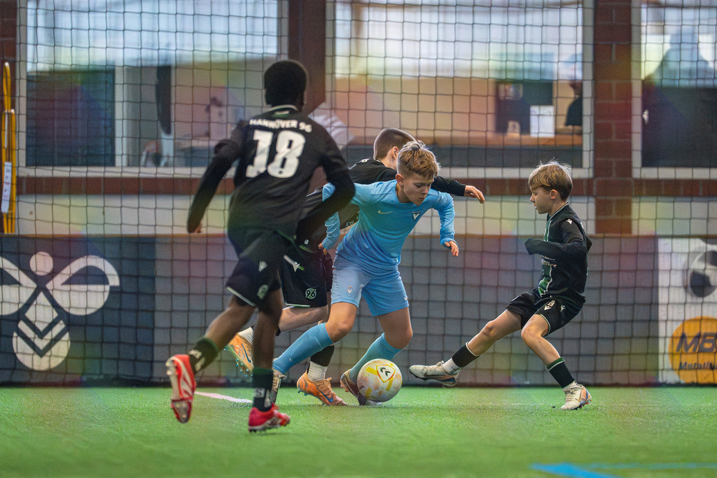 blr.pics-190 | Professionelle Fußball- und Sportfotografie. Spielbilder online ansehen und kaufen – Einzelbilder oder komplette Galerien in hoher Qualität. - Realisiert mit Pictrs.com