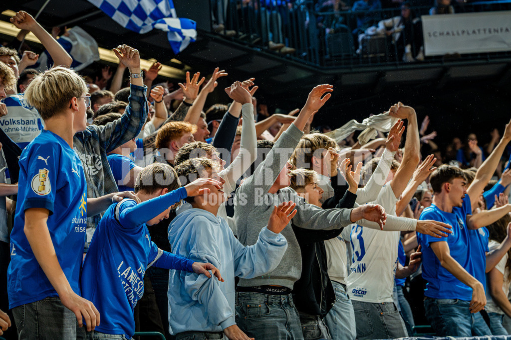 39. OM-Supercup-129 | jns.sportfotos - Realisiert mit Pictrs.com