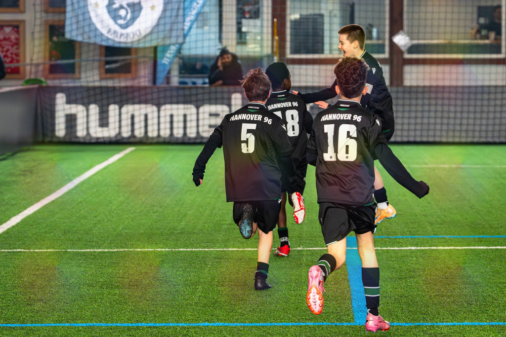 blr.pics-280 | Professionelle Fußball- und Sportfotografie. Spielbilder online ansehen und kaufen – Einzelbilder oder komplette Galerien in hoher Qualität. - Realisiert mit Pictrs.com