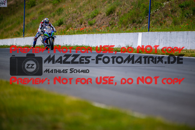 MaZZes_FotoMatrix_220521_0949 | Fotograf Mathias Schmid
Sportfotograf,
Eventfotograf,
Hochzeitsfotograf,
Portraitfotograf