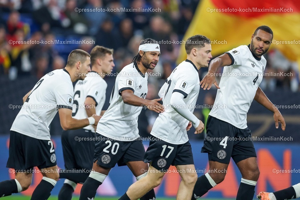 DFB10102502242 | 10.10.2025, Fußball, Länderspiel, Deutschland - Luxemburg, UEFA WM-Qualifikation, 2025/2026, Gruppe A, PreZero Arena in Sinsheim: Torjubel nach dem Tor zum 3:0 durch Torschütze Serge Gnabry (GER #20) zusammen mit  Waldemar Anton (GER #02) Joshua Kimmich (GER #06) Florian Wirtz (GER #17) Jonathan Tah (GER #04)DFB regulations prohibit any use of photographs as image sequences and or quasi-video.