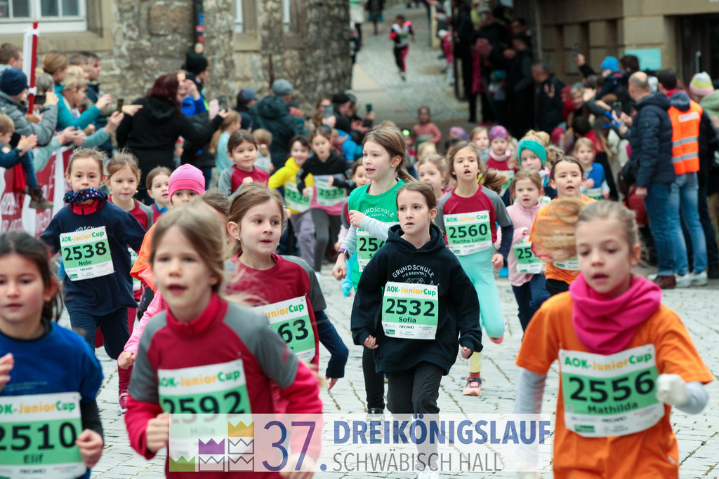 AOK JuniorCup 400m | 3Koenigslauf 2023 - Realisiert mit Pictrs.com