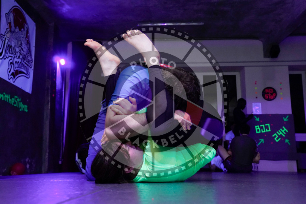 20240413PBB8006 | Fighters compete during the Grapplethon 24hours of rolling for a reason in Hamburg, Germany, on April 13, 2024.