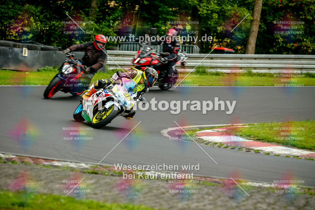 VBK-4230 | Hier findet Ihr Bilder von Touristenfahrten auf der Nürburgring Nordschleife oder von anderen Veranstaltungen die ich besucht habe. Viel Spass beim Durch Schauen 