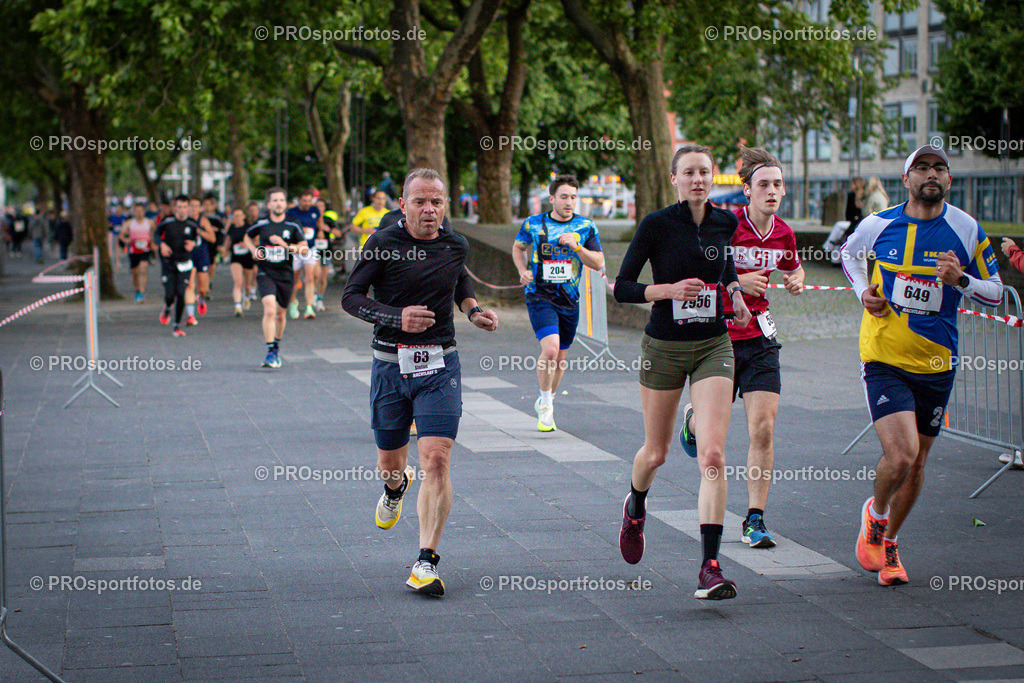 22. Nachtlauf des ASV Koeln; Koeln, 28.05.25 | Impressionen vom 22. Nachtlauf des ASV Koeln am 28.05.25 in der Altstadt von Koeln (Deutschland). Foto: BEAUTIFUL SPORTS/Bernd Hoffmann