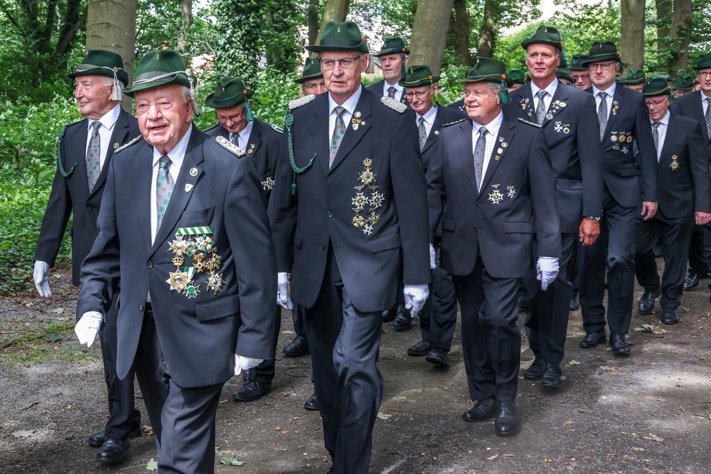 top-top.de 20240706-058 | Foto, Video, Fotografie, Videografie, Fotobox, DJ, Discjockey, Musik, Musikbox, Veranstaltung, Photobooth, Amazon, Ebay, Buchtipp, Bestseller, Autor, Verlag, Buch, Wesel, Hamminkeln, NRW, Dinslaken, Rees, Drohne, Hochzeit, Party, Fotobox, Wesel, Fotograf